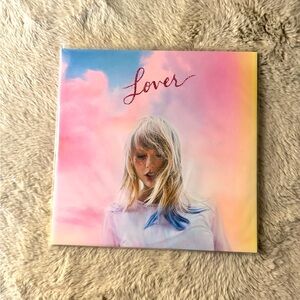 Lover vinyl - Taylor Swift - pink and blue vinyls